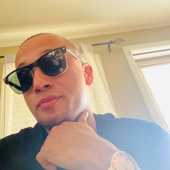 Meet your Posher, Bobby - Picture 5 of 14